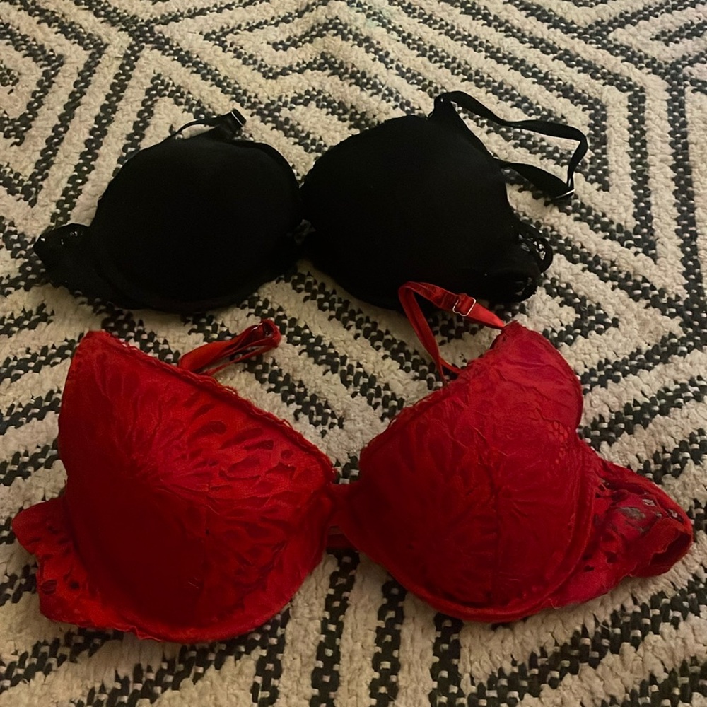2 for 20, worn twice, comfortable